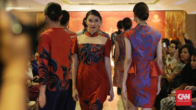 Sentuhan Oriental Alleira Batik