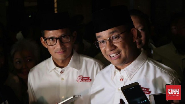 Calon Gubernur Anies Baswedan menjanjikan penataan lingkungan dan pendampingan usaha di sentra kerang hijau Kalibaru Timur.