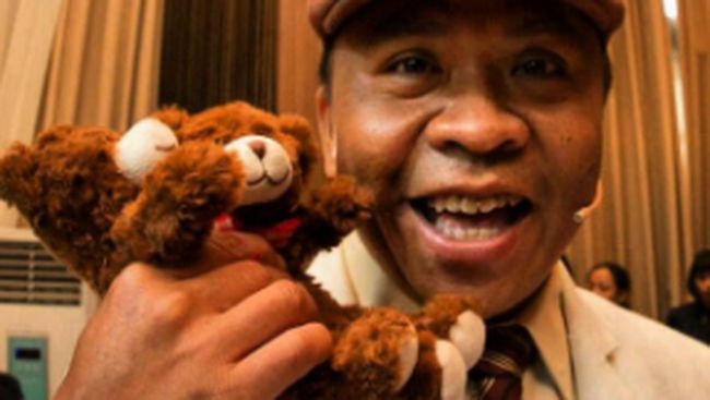 Melalui akun Instagramnya, Djoni Permato atau Udjo pun menyampaikan ucapan belasungkawanya untuk sang sahabat Oon yang disebut sebagai adik terkecil.
