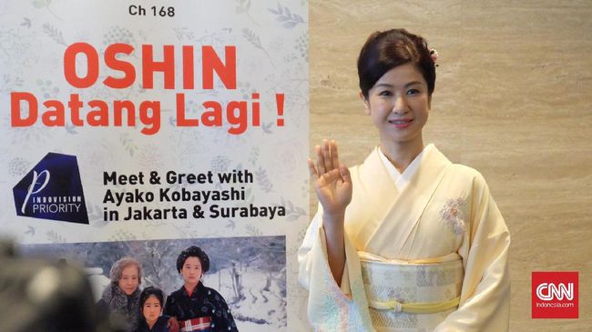 Sekitar 30 tahun lalu, Oshin pernah menghiasi layar kaca. Namun pesona Oshin tak pudar dan masih melekat dalam ingatan pecintanya. 