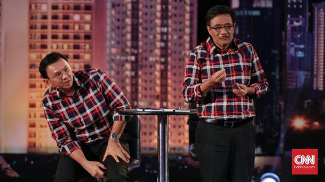 Ahok menyebut ia lebih memilih menghadapi persidangan ketimbang mengeluh kasus penistaan agama yang menjeratnya adalah politisasi.