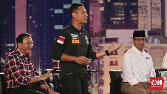 Berdasarkan survei, kualitas paling menonjol pada sosok Agus adalah ketampanannya. Kualitas Ahok ada pada ketegasan dan Anies terletak pada kepintarannya.