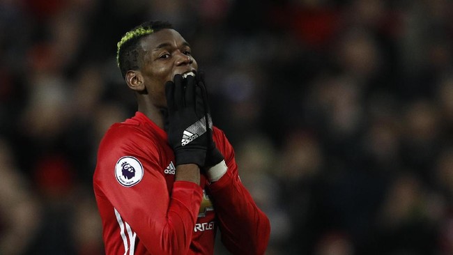 Jose Mourinho menyebut Paul Pogba sebagai pemain murah. Ia memperkirakan pemain Perancis itu segera kehilangan status sebagai pemain termahal di dunia.