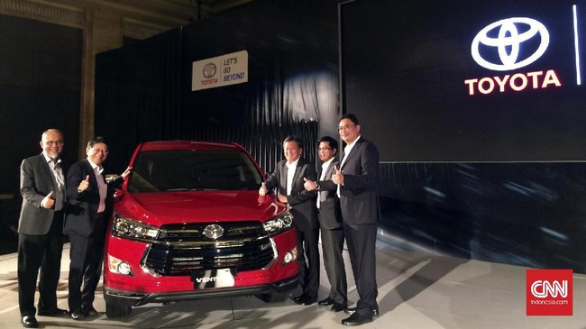 Toyota Astra Motor (TAM), mengaku bimbang mengenai rencana pemerintah dalam mengubah standar emisi gas buang menjadi Euro 4.