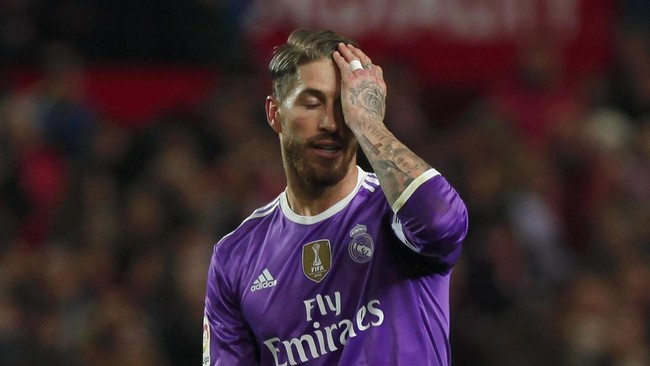 Sergio Ramos menegaskan bahwa dirinya tak tertekan oleh cemoohan pendukung Sevilla sepanjang laga di Ramon Sanchez Pizjuan.