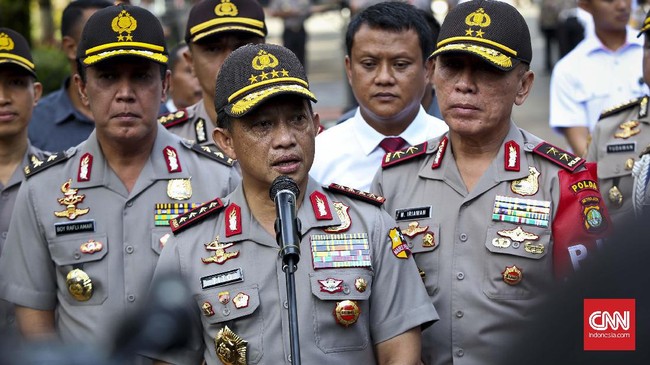 Kapolri mengatakan para pelaku teror di Indonesia melakukan komunikasi lewat Telegram. Atas dasar itu, kepolisian ikut meminta pemblokiran.