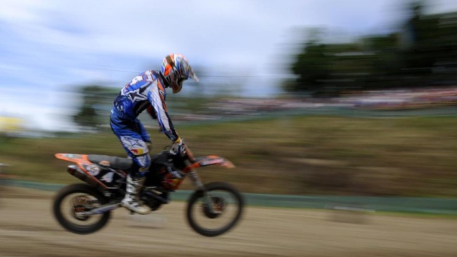 Panitia penyelenggara MXGP 2017 masih menghadapi berapa kendala, mulai dari logistik yang tertahan, akomodasi kurang, dan bahan bakar yang tertahan.