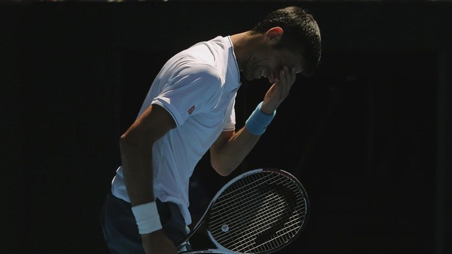 Daniel Istomin mengaku sempat mengalami keram di set ketiga saat sukses menaklukkan Novak Djokovic di putaran kedua grand slam Australia Terbuka.