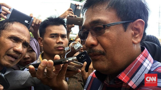 Djarot minta para pendukungnya lebih bersemangat untuk menyongsong putaran kedua setelah unggul versi hitung cepat.