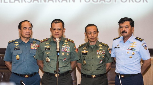 Gatot menilai loyalitas sebagai inti kehormatan prajurit TNI. Seluruh personel wajib menjaga martabat TNI di tengah perkembangan zaman.