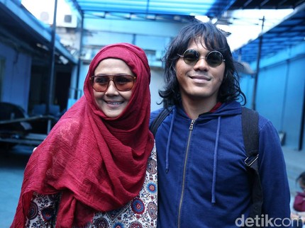 Duh Suami Ria Irawan Merasa Bosan Hidup, Ingin Susul Istri ke Akhirat