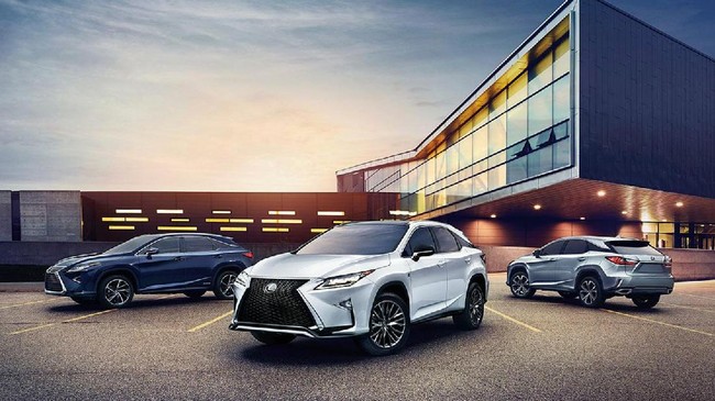 Lexus belum lama ini merilis SUV mewah terbarunya, yaitu RX 200t F Sport.