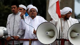 Ditjen Imigrasi Berencana Cabut Paspor Rizieq Shihab