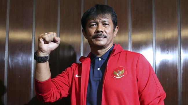 Sempat digadang bakal naik pangkat, namun Indra Sjafri kembali ke habitatnya. Ia didapuk menangani tim nasional Indonesia U-19 di AFF U-19 2017.