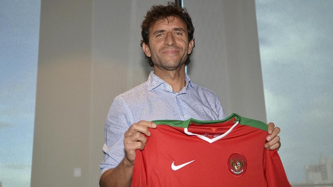 Mantan kapten timnas Indonesia, Firman Utina, menilai beberapa aspek yang akan menjadi tantangan awal bagi Luis Milla sebagai pelatih Skuat Garuda.