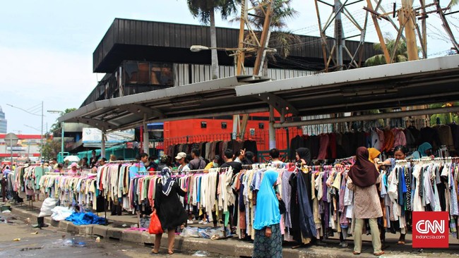 Para pedagang terdampak kebakaran Pasar Senen berharap segera mendapatkan lapak baru. Mereka harus kembali berdagang untuk membayar biaya kebutuhan hidup.