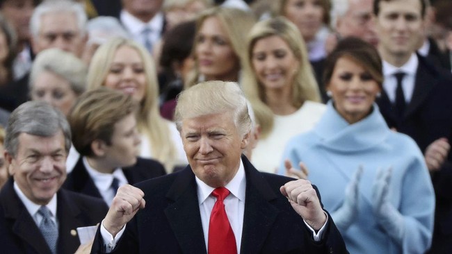 Pandangan negatif Trump terhadap China, Islam, dan imigran diyakini bakal mempersulit Amerika Serikat dalam menjalankan kerja sama internasional.