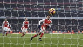 Mustafi: Arsenal Selalu Percaya Diri