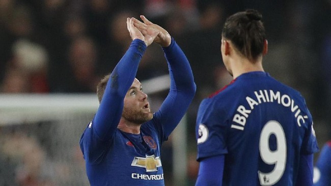 Striker Manchester United Zlatan Ibrahimovic merasa publik Inggris tidak menghargai kehebatan Wayne Rooney di skua The Red Devils.