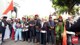 Jawara 'Maen Pukulan' Betawi Ikut Kawal Rizieq Bersama FPI