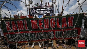 Polisi Akan Cecar Rizieq soal Rupiah Berlogo Palu Arit