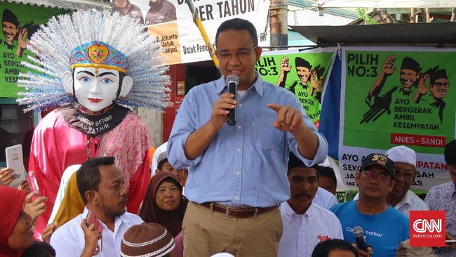 Warga Lodan Dalam, kawasan Ancol, Jakarta Utara mengadu kepada Anies soal sengketa tanah mereka dengan PT Pelindo II yang berlarut-larut.
