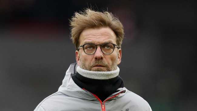 Juergen Klopp punya keinginan kuat membeli pemain baru untuk memperkuat skuatnya di paruh musim kedua. Tapi ia mengaku kesulitan dalam membeli.