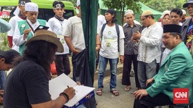 Ancaman Jihad Revolusi Muncul Jika Ahok Tak Ditahan