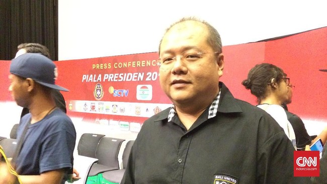 Bali United mengaku kebingungan cara memenuhi kewajiban memasang tiga pemain U-23 di Piala Presiden. Tiga pemain mudanya baru saja dipanggil seleksi timnas.