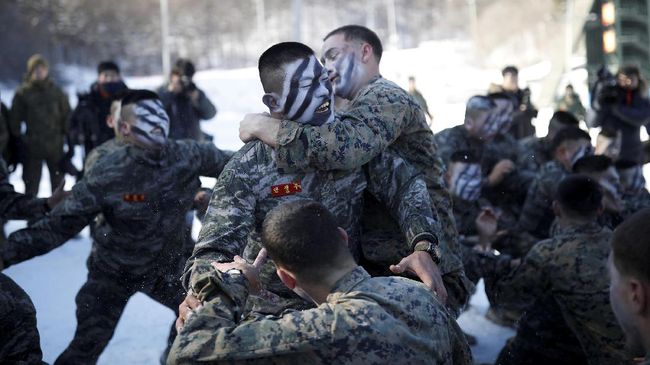 Abaikan Ancaman Korut, AS-Korsel Lanjutkan Latihan Perang Korea Utara pekan lalu sudah memperingatkan bakal melakukan uji rudal balistik jika AS dan Korea Selatan melanjutkan latihan perang.