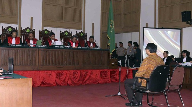 Kuasa hukum Ahok menilai kesaksian Lurah Pulau Panggang, Kepulauan Seribu yang meringankan kliennya membuktikan Ahok tidak menista agama.