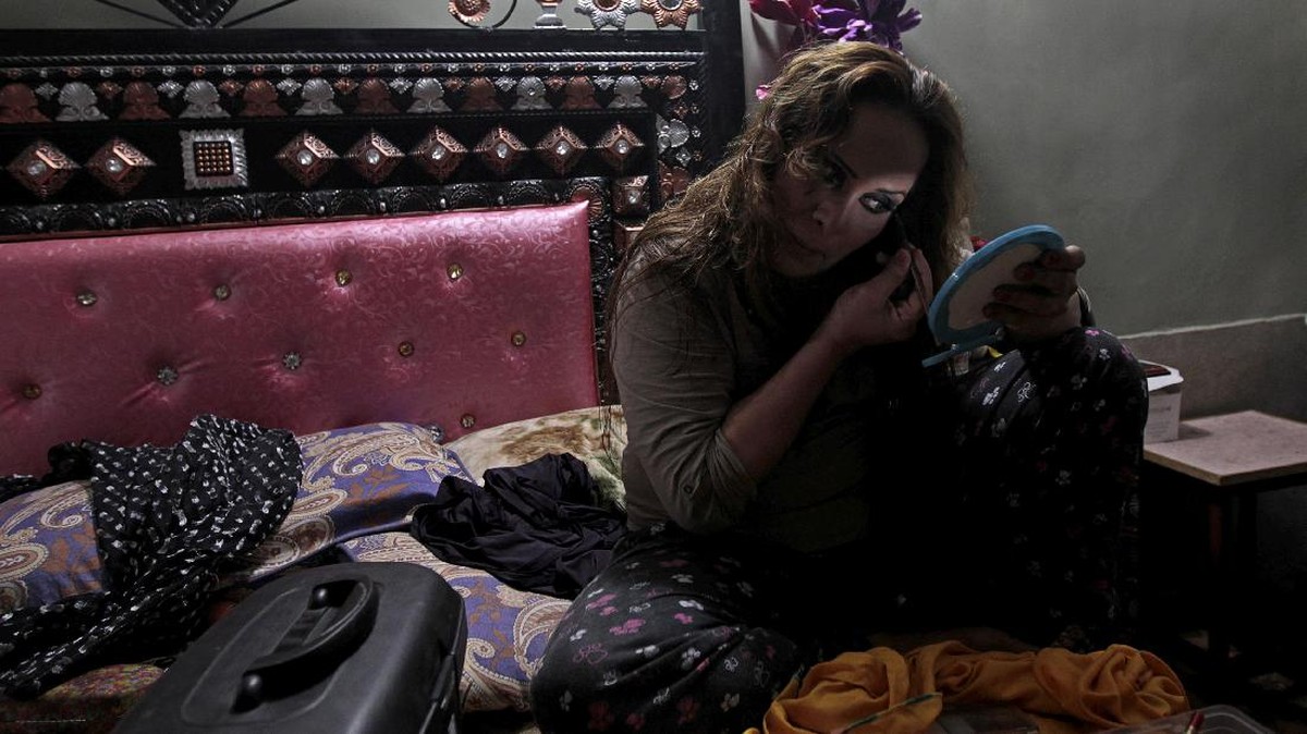Menengok Pesta Ulang Tahun Transgender Pakistan