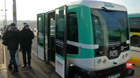 Merasakan Sensasi Bus Tanpa Sopir di Paris