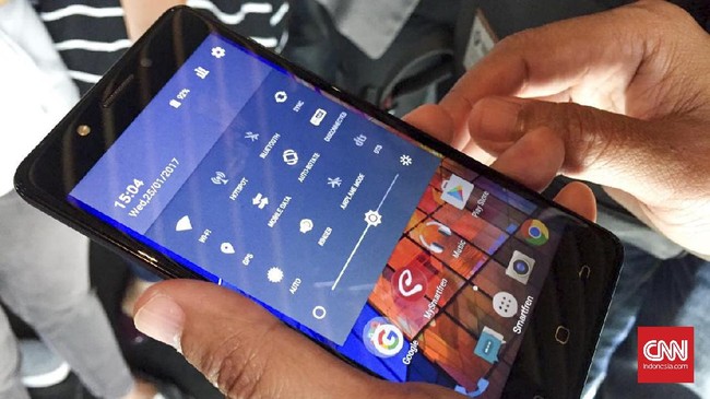 Smartfren mengumumkan kehadiran dua ponsel Andromax terbaru dengan harga murah sebagai upaya untuk meningkatkan pelanggan 4G LTE.