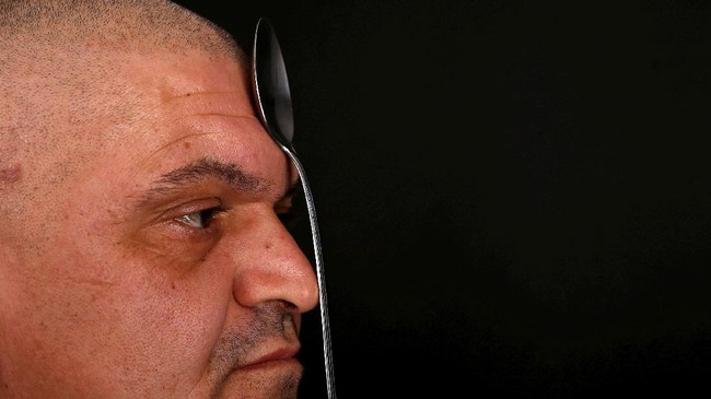 Nermin Halilagic, Manusia Magnet dari Bosnia