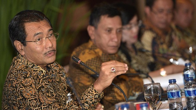 Sebelum berlabuh ke BNI, Suprajarto menjabat sebagai direktur jaringan dan layanan dan sempat menjadi pemimpin wilayah BRI Jakarta.