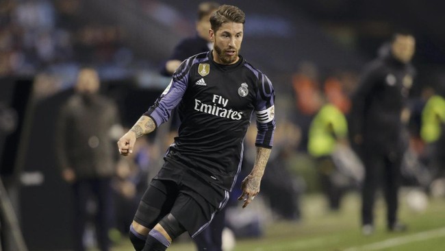 Real Madrid dan Bayern Munich sama-sama lolos ke perempat final dengan kemenangan atas lawan masing-masing di dua leg.