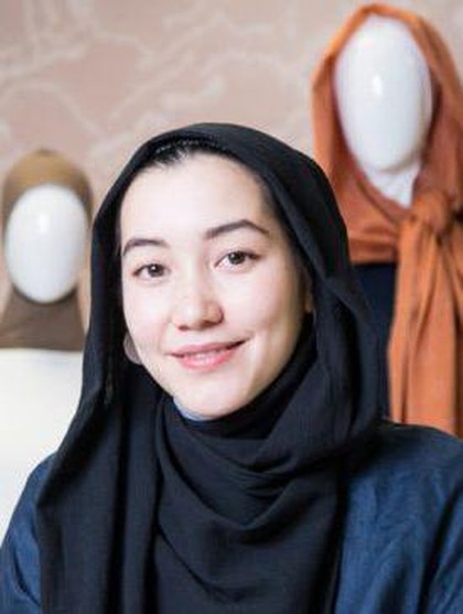Wow, Hijab Karya Hana Tajima Masuk Museum Seni di New York Wow, Hijab Karya Hana Tajima Masuk Museum Seni di New York