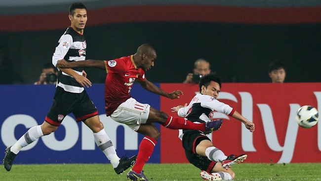 Semula Liga Super ASEAN akan dimulai pada September 2017. Namun kompetisi yang ingin meniru Liga Super India itu kembali ditunda dan kian tak jelas.