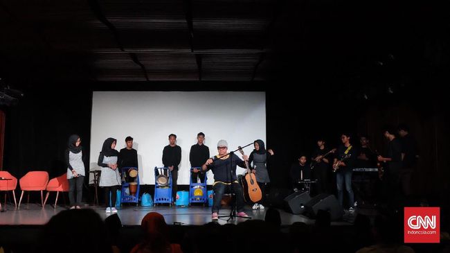 IFI Jakarta menyelenggarakan malam pertemuan dan berbagi gagasan, Kamis (26/1) sembari menghadirkan hiburan seni wayang, musik dan film.