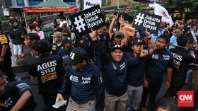 Relawan Ramaikan 'Nobar' Debat Cagub DKI