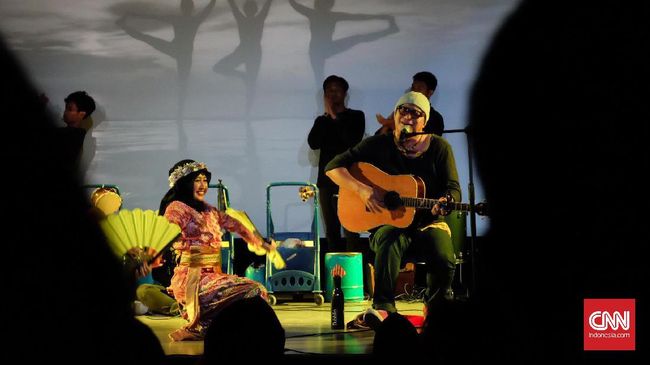 Dik Doank menyinggung Uki mantan personel band Noah soal musik haram lewat unggahan upacara kemenangan Greysia/Apriyani di Olimpiade Tokyo 2020.