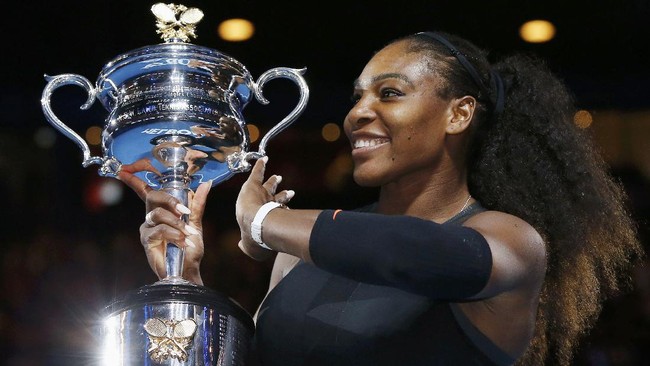 Serena Williams berhasil melewati jumlah gelar grand slam milik legenda tenis, Steffi Graf. Serena kini mengejar Margaret Court.