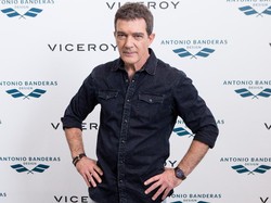 Aktor Antonio Banderas Positif COVID-19