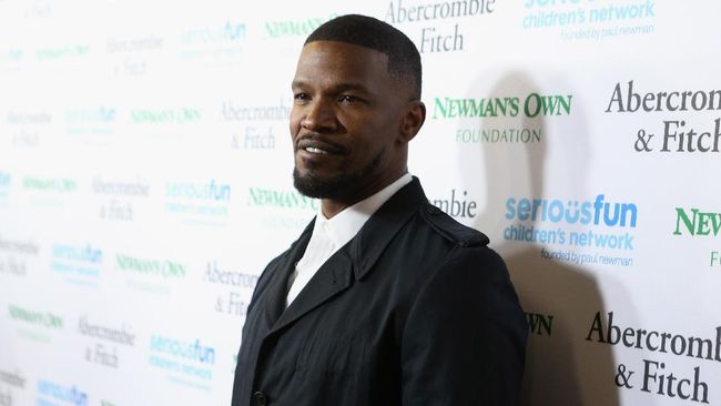 HOLLYWOOD, CA - MAY 14: Actor Jamie Foxx attends SeriousFun Children's Network 2015 Los Angeles Gala: An Evening Of SeriousFun celebrating the legacy of Paul Newman on May 14, 2015 in Hollywood, California.   Mike Windle/Getty Images for SeriousFun Children's Network/AFP