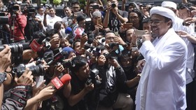 Polisi Akan Terbitkan Surat Penangkapan untuk Rizieq Shihab