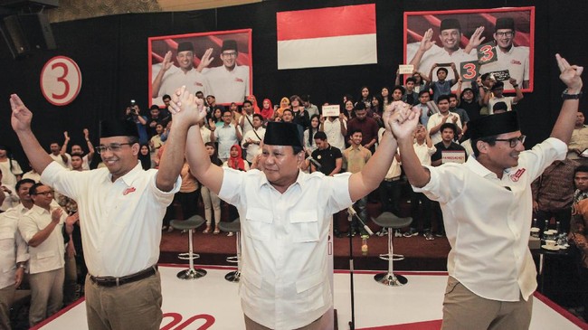 Calon gubernur DKI Anies Baswedan menyebut tingkat keterpilihannya terus meningkat karena kerja keras partai pendukung dan relawannya selama berbulan-bulan.