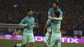 Enrique Kesulitan Puji Lionel Messi