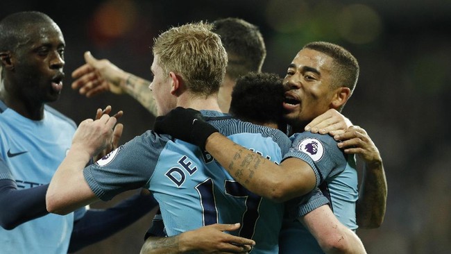 Manajer Manchester City Pep Guardiola memberikan pujian pada Gabriel Jesus yang sukses mencetak satu gol dan satu assist pada laga lawan West Ham.