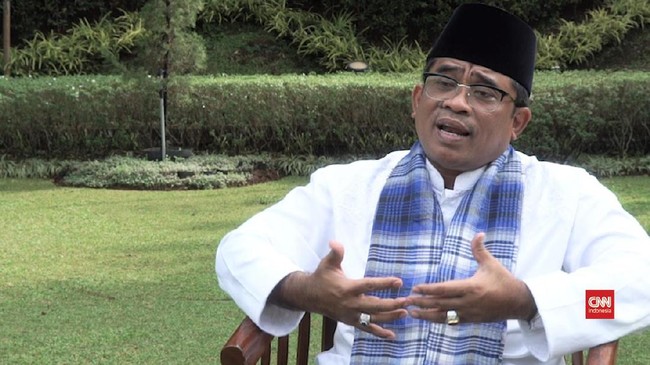 Sumarsono menilai pemasangan spanduk provokatif berisi larangan menyalatkan jenazah pendukung Ahok mulai meresahkan.